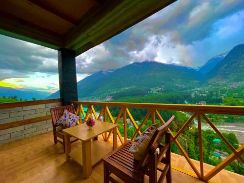 Padrauna Hotel | The Kempty Castle, Mussoorie