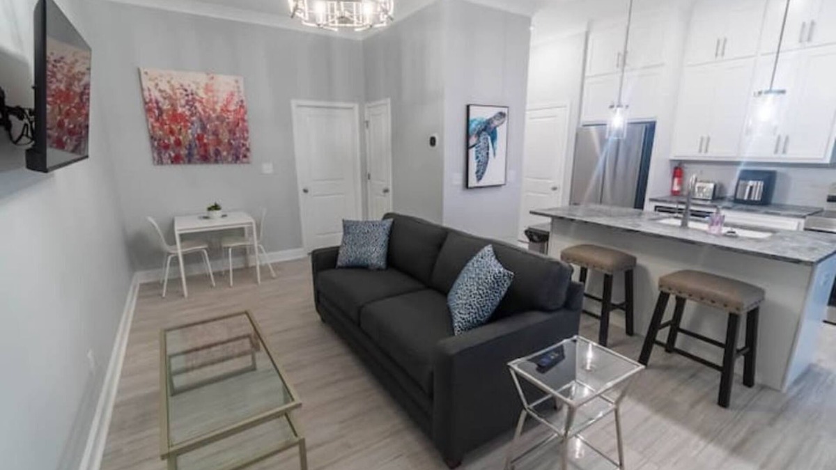 Belle Mina Apartment | The Kennedy Suite B