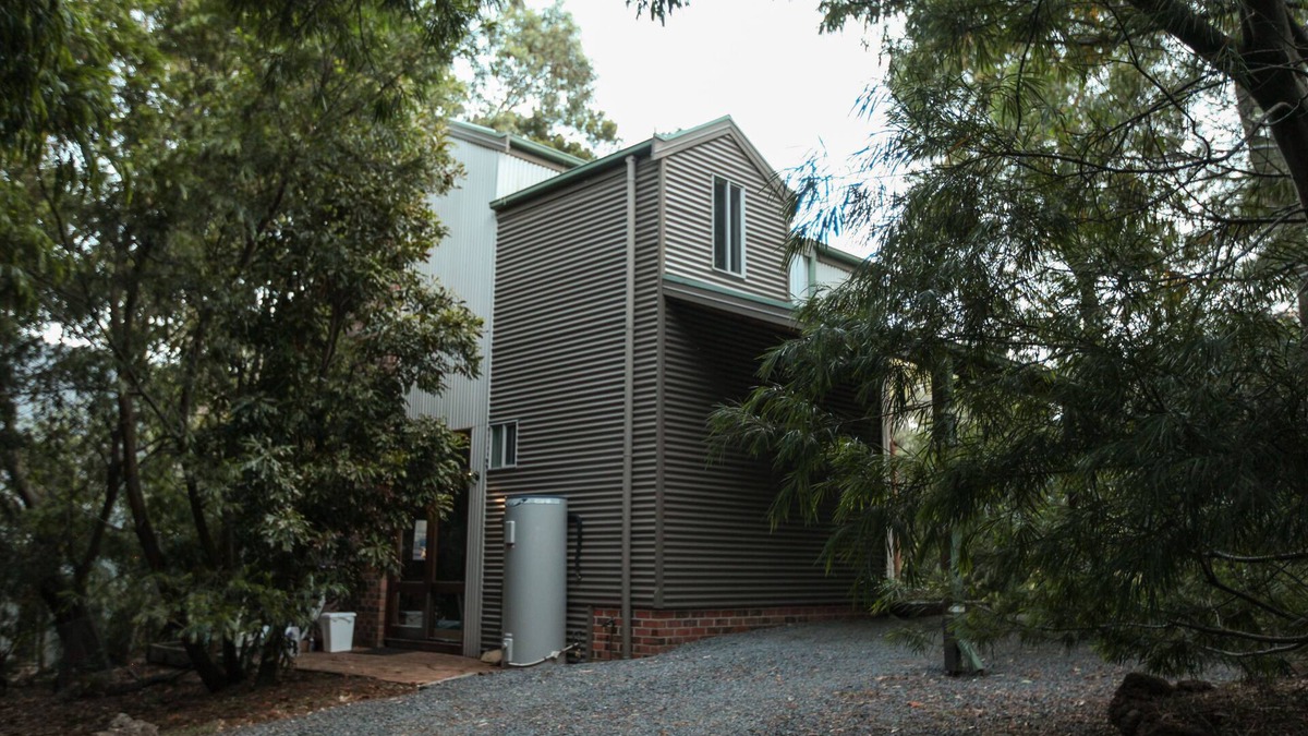 Halls Gap Cabin | The Kingfisher Lodge