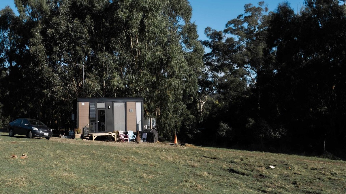 Glenburn House | The Kinglake Summary:
