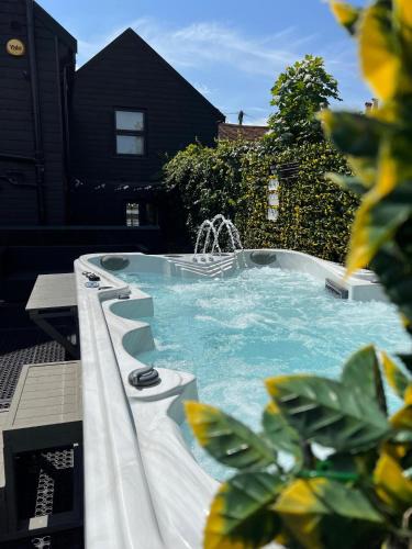 Chelmsford House | The Kings Head