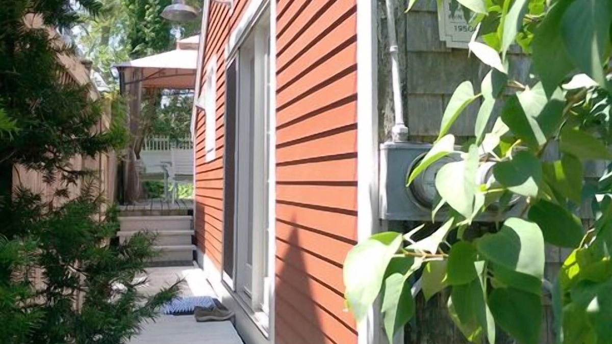 Provincetown Cottage | The KLINE Cottage nestled in the quiet West End. SEP 6/13 available-FALL RATES!.