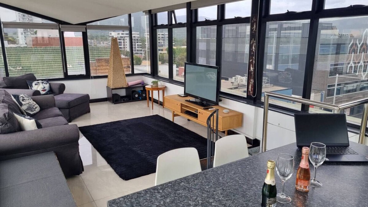 Wollongong CBD Apartment | The Kokopelli-Wollongong-CBDPenthouse-360deg Views