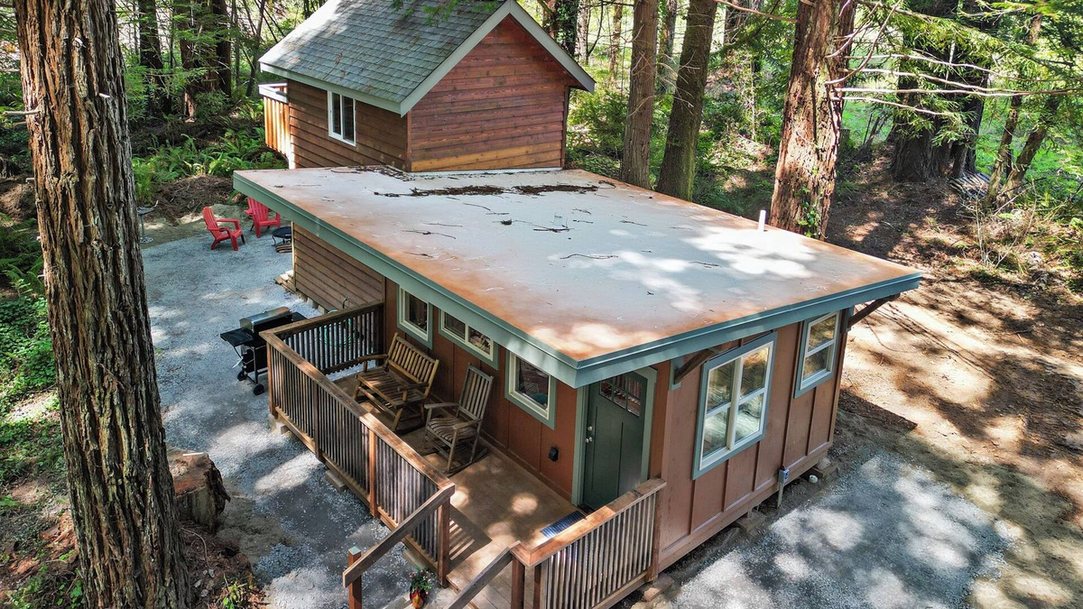 Crescent City Cabin | The Koope de Ville @ Robin's Roost