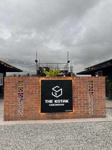 Kampung Permatang Keling House | The kotak Cabinstay Parit Buntar