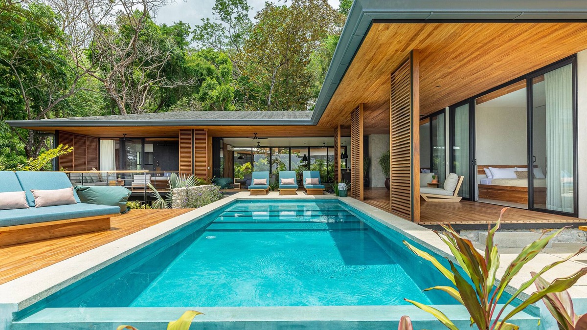 Carmen Villa | The L Design Villa