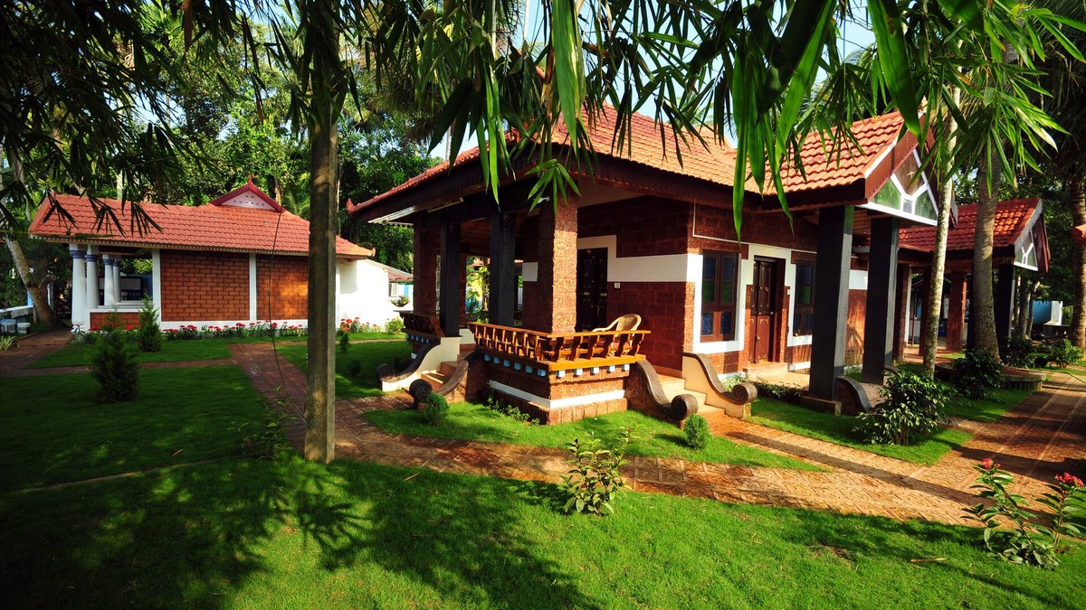 Champakulam Resort | The Lake Resort by Maat Hotels