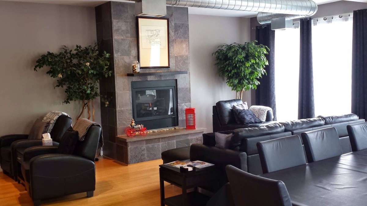 Shorewood-Tower Hills-Harbert Condo | The Lake's Warm! Book for August! Relax. Hot tub - Steam Shower - Fireplace.