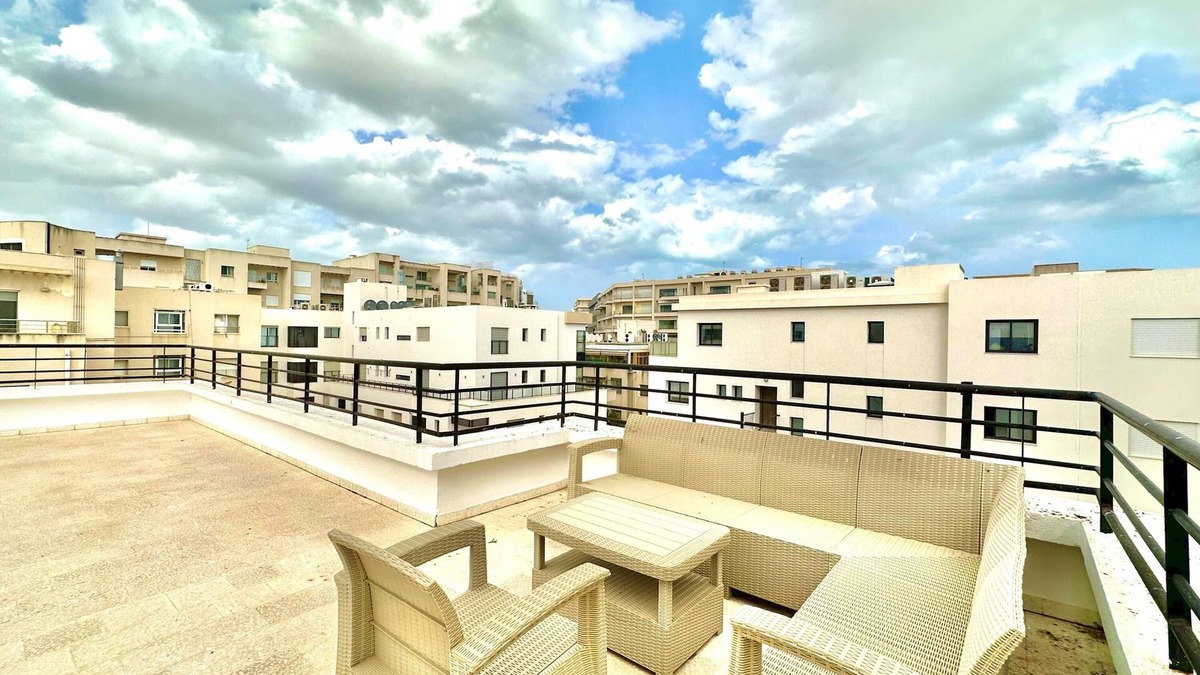 Les Berges Du Lac II Apartment | The Lake View spacious with amazing terrace