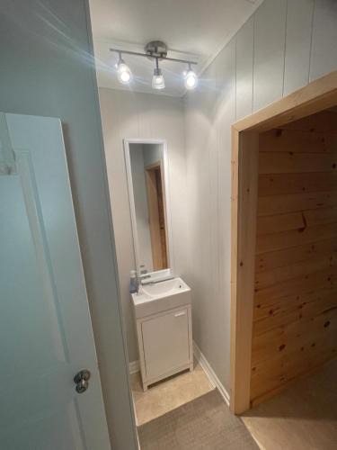Algonquin Highlands Ski Chalet | The Lakehouse