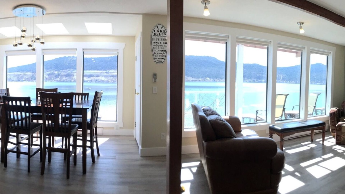 Vernon House | The LakeHouse - Lakeshore Property With Breathtaking Views - 6 bedrooms, 3 baths