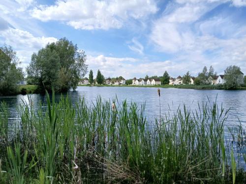 South Cerney House | The Lakehouse on Windrush