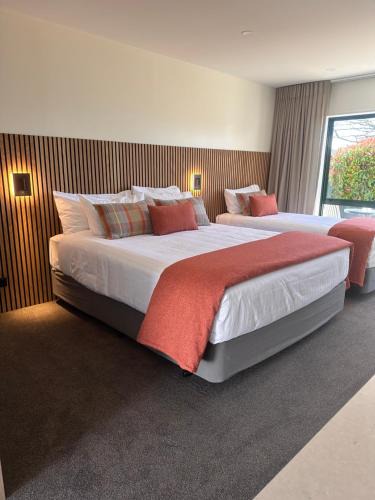 Twizel Hotel | The Lakes Motel
