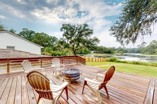 Milton House | The Lakewood Lakehouse