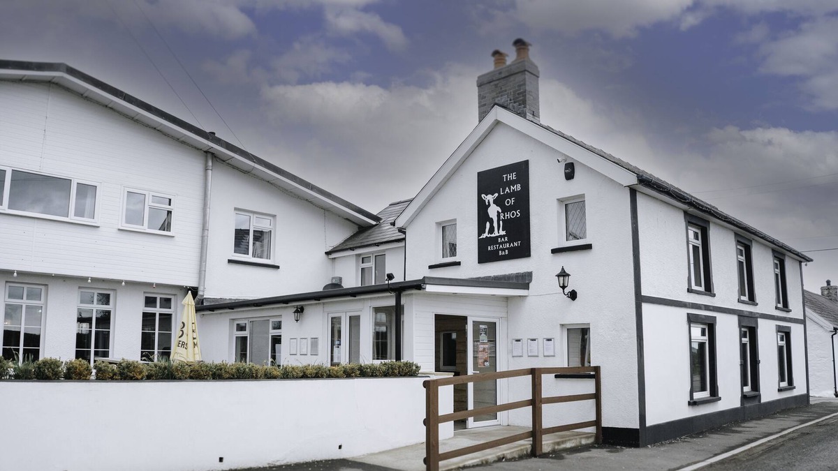 Rhos Bed & Breakfast | The Lamb of Rhos