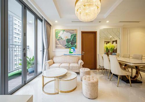 Hang Xanh Apartment | The Landmark And The Park Luxury Apartment of Vinhomes