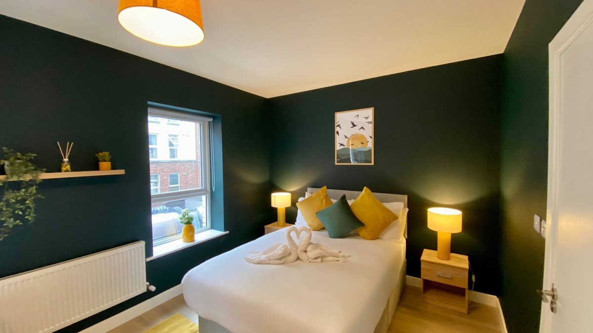 Stoneybatter House | The Large Group House by Shortstays - Dublin City Center - Sleeps 21