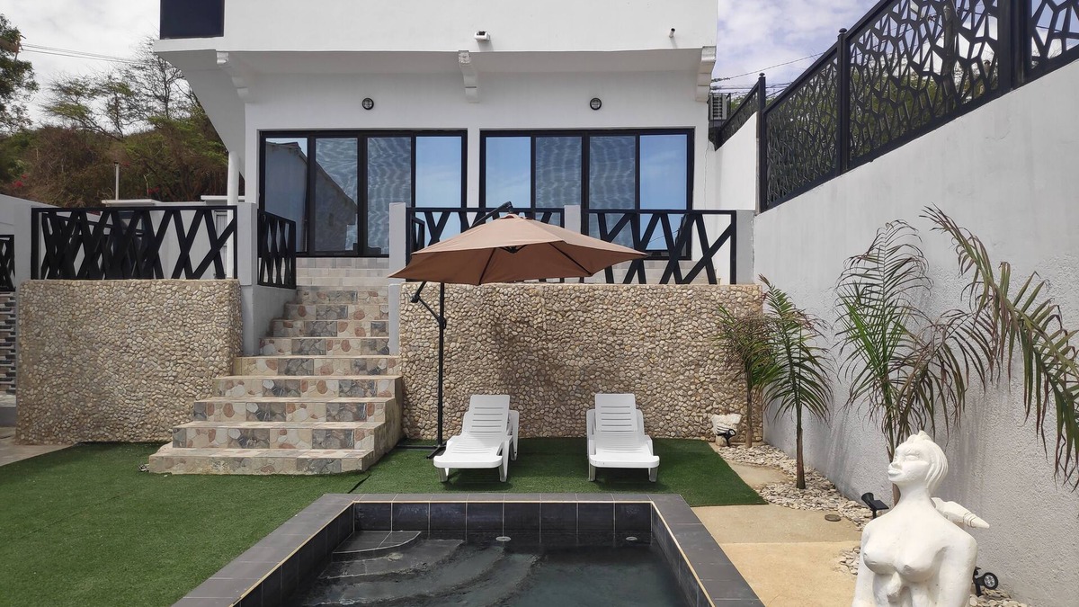 Popenguine Villa | The Latinaya residence