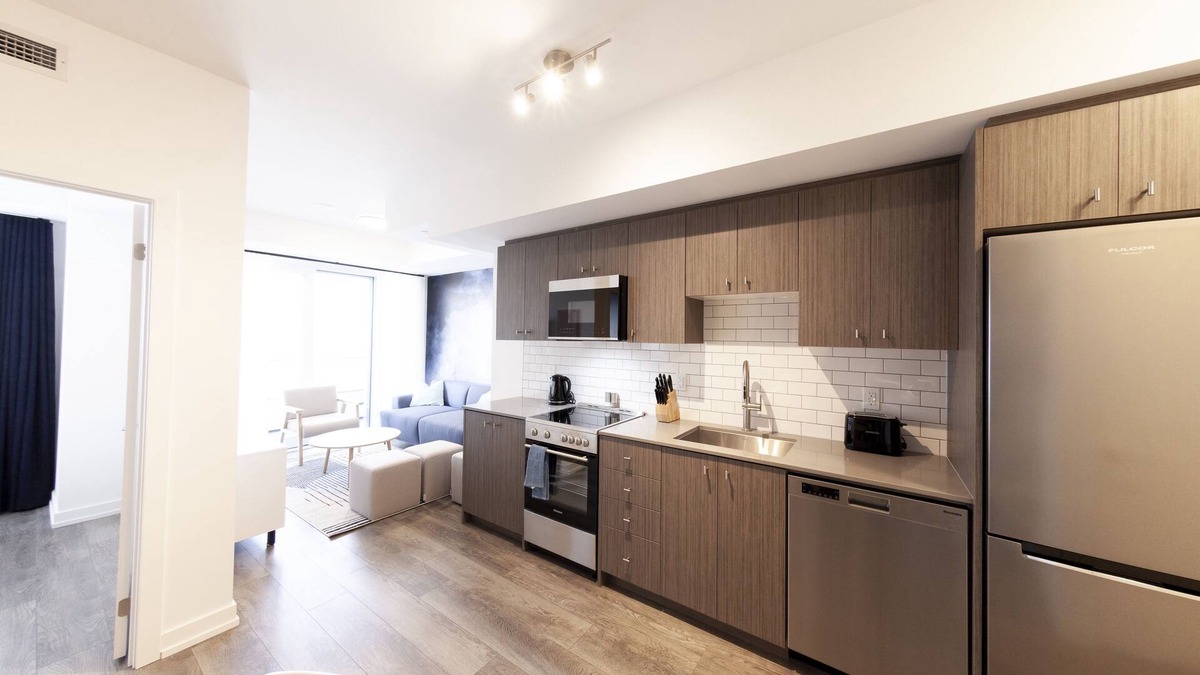 Kitchener Hotel | The Laundry Rooms Station Park Kitchener