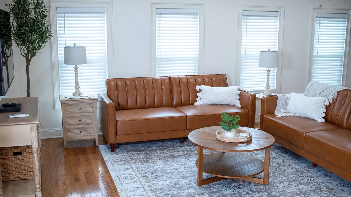 Lawrenceburg House | The LawCo Loft - In the heart of Lawrenceburg, TNn2 Bedroom/1Bathroom