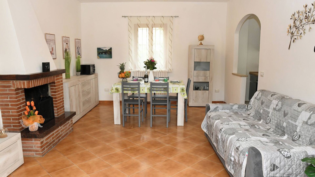 Pisa Apartment | The Lemon Apartment