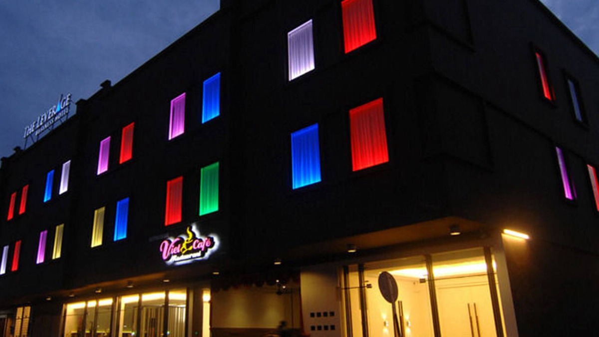 Kampung Mempelam Hotel | The Leverage Business Hotel Mergong