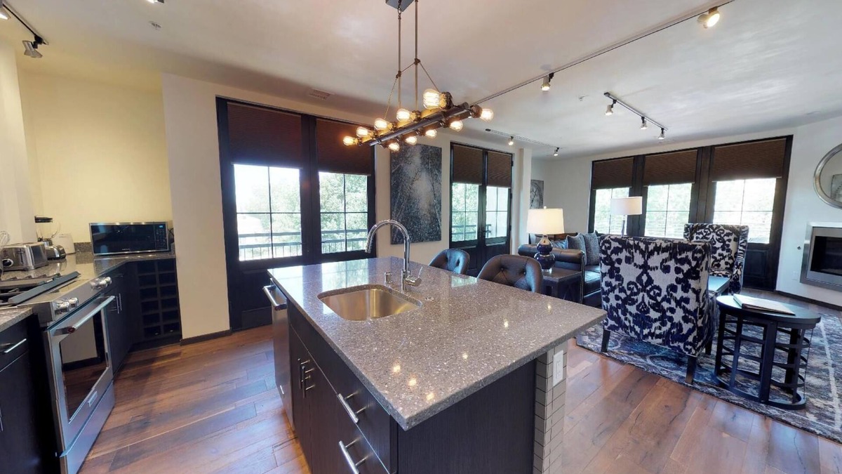Downtown Santa Fe Condo | The Lincoln 302, 1 Bed/1 Bath, Luxury Condo