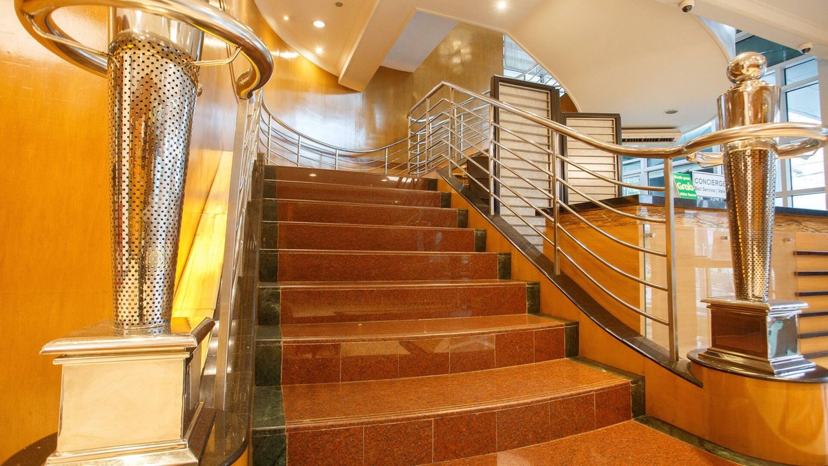 Ortigas Center Hotel | The Linden Suites