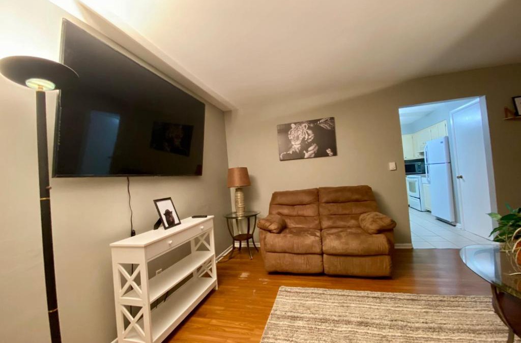 Fox Valley Apartment | The Little Amazon