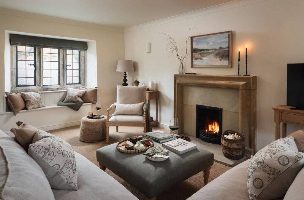 Lower Slaughter House | The Little Barn