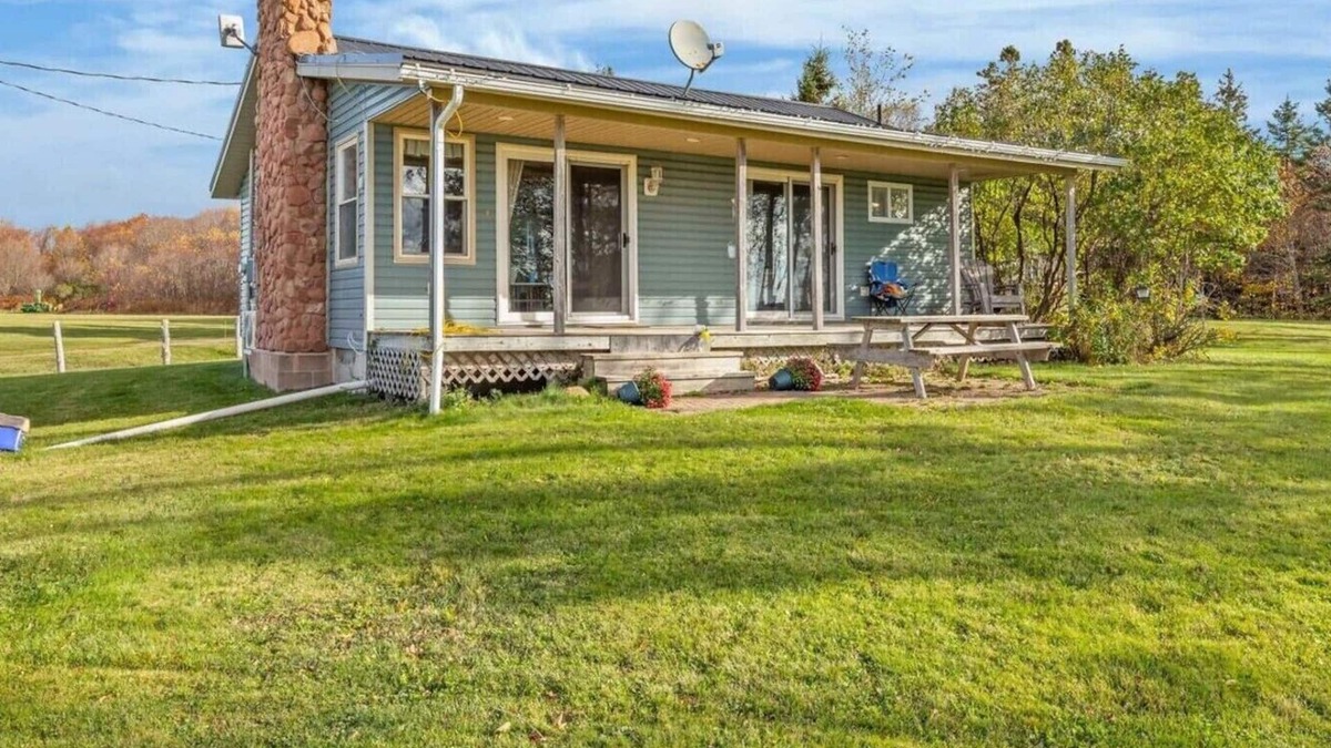 Fernwood House | The Little Beach Getway