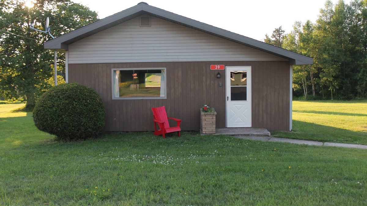 Mohawk House | The Little Brown House