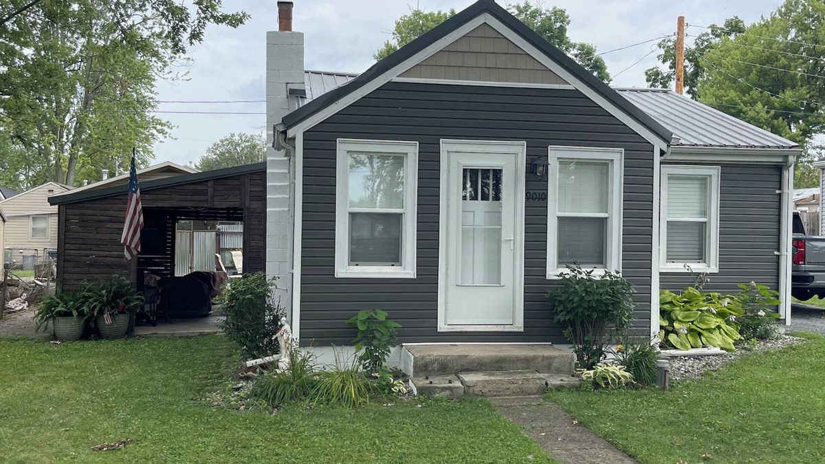 Lakeview House | The Little Crescent