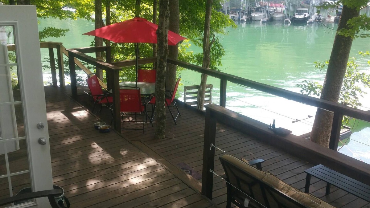 Andersonville House | The Little Dipper is back for 2025! Lake front tiny home w/private boat dock!