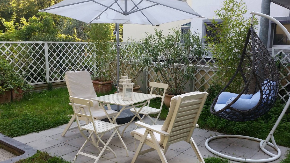 Province of Bologna Apartment | "The Little Garden," Studio apartment, garden and private parking space Airport+Ducati