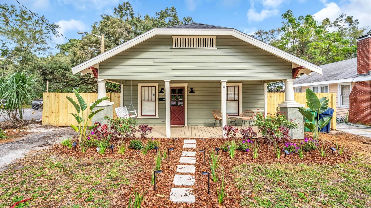 Old Seminole Heights House | The Little Green Bungalow!