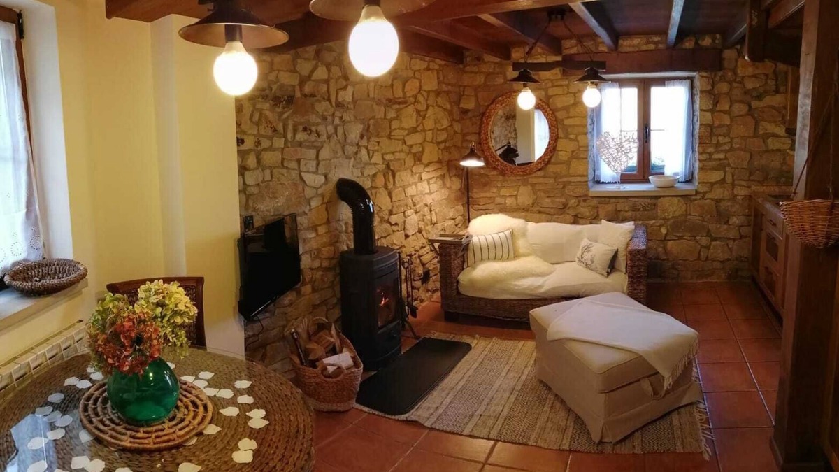 Luces House | "The Little House of Lights"