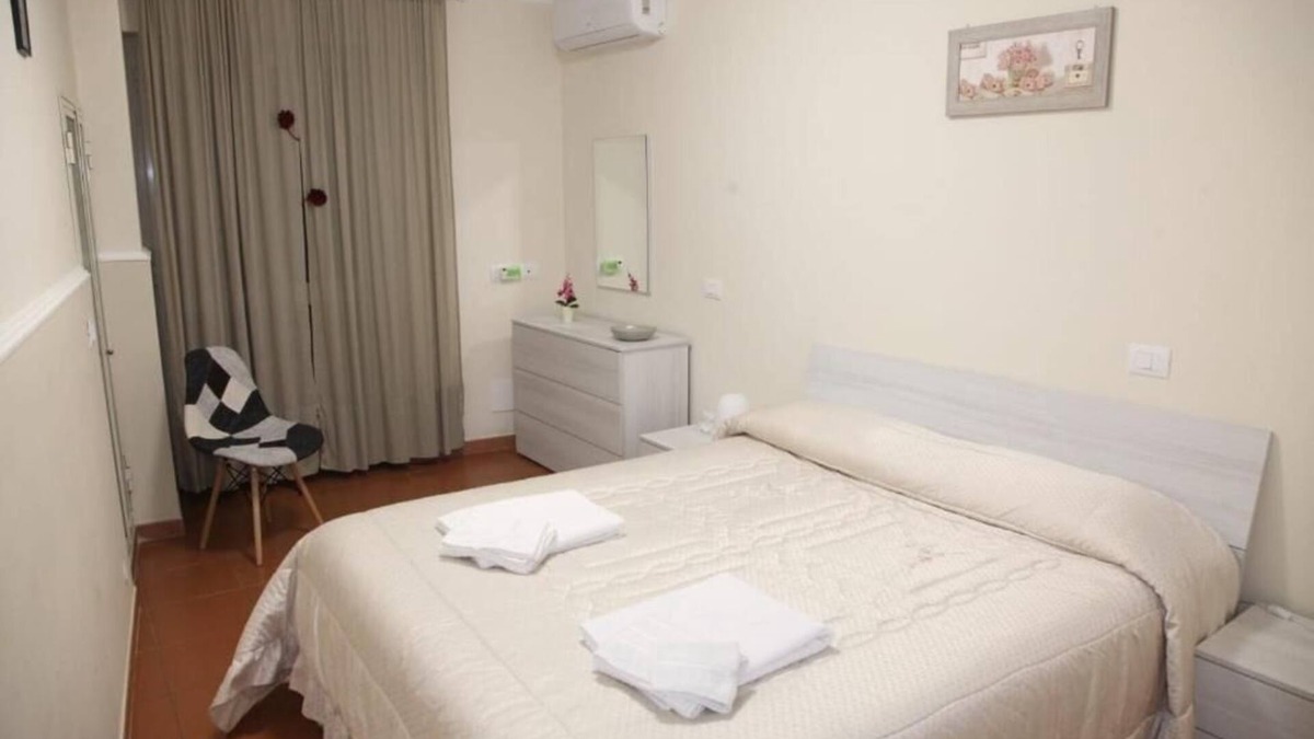 Gravina di Catania House | The Little House For You