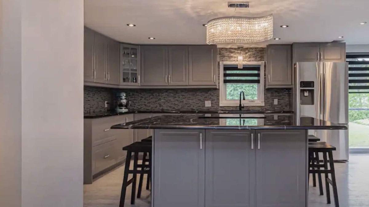 L'Ile-Bizard House | The Little Oasis