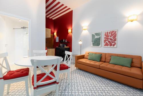 Campanar Apartment | The Little Village Apartments