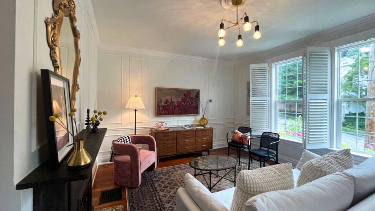 Hyde Park House | The Little Yellow House - Hyde Park and O’Bryonville Walkability