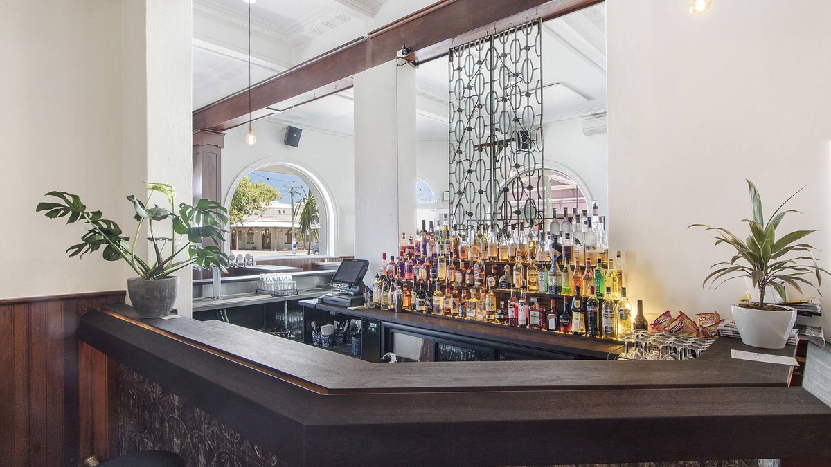 South Fremantle Hotel | The Local Hotel