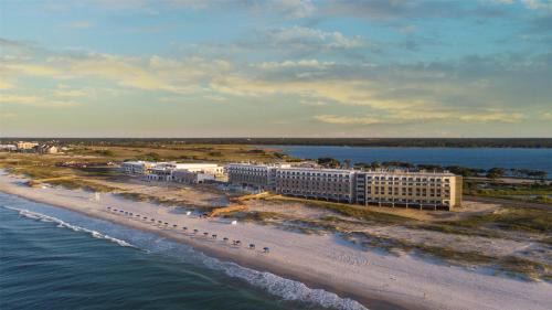 Gulf Shores Resort | The Lodge at Gulf State Park, A Hilton Hotel