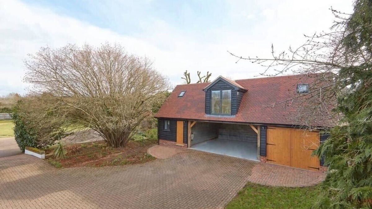 Bury St Edmunds House | The Lodge, Bury St Edmunds