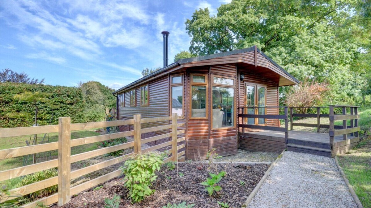 Sheepwash House | The Lodge - Three Bedroom House, Sleeps 4