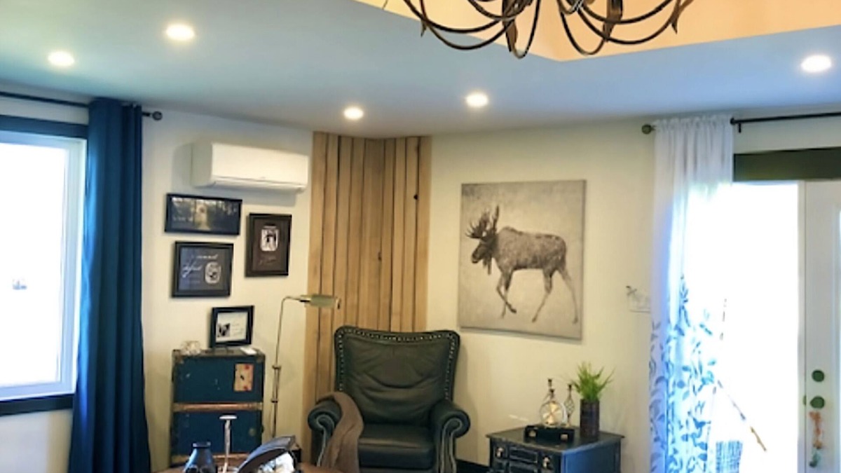 New Tecumseth House | THE LOFT an UPSCALE RUSTIC 2 Bedroom 2 Washroom Private Guest House on 16acres.