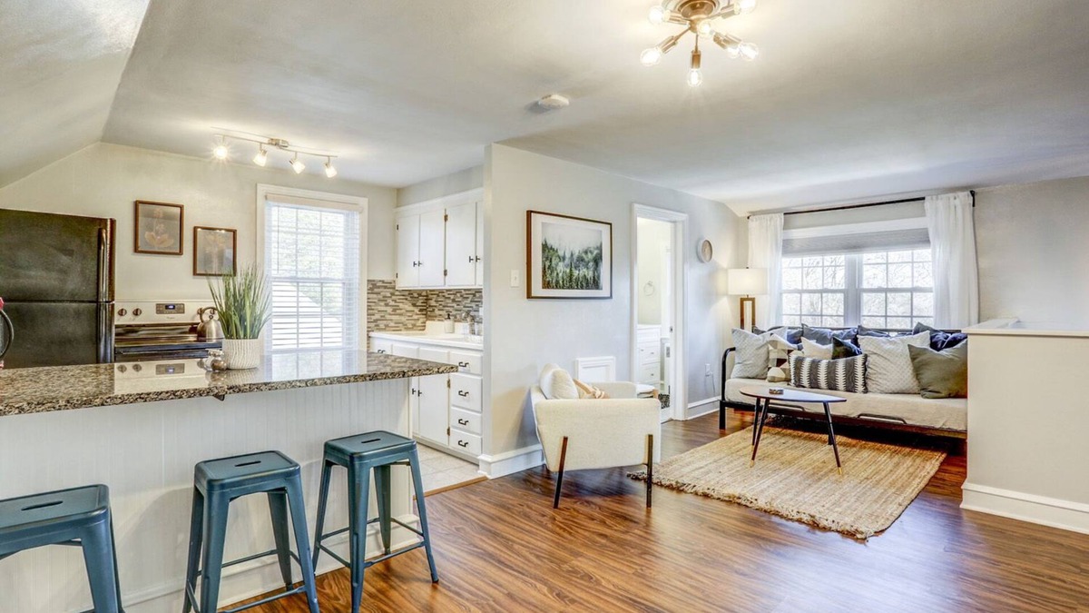 Lancaster House | The Loft at Riverside