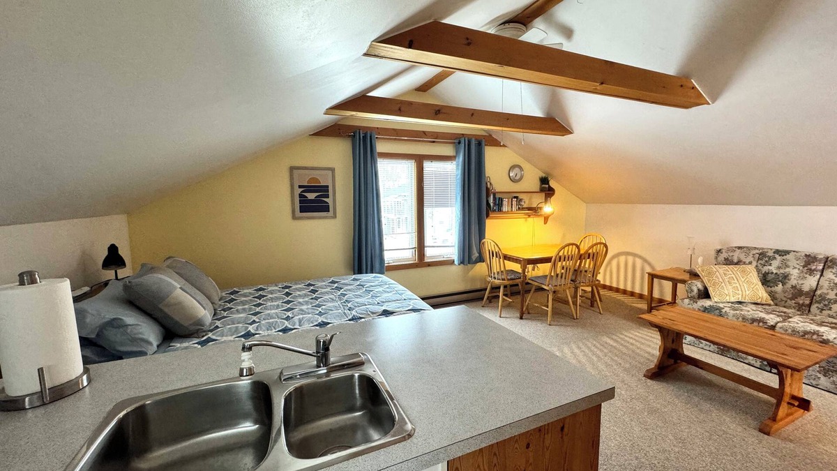 Southampton Cabin | The Loft At The Beach House Southampton