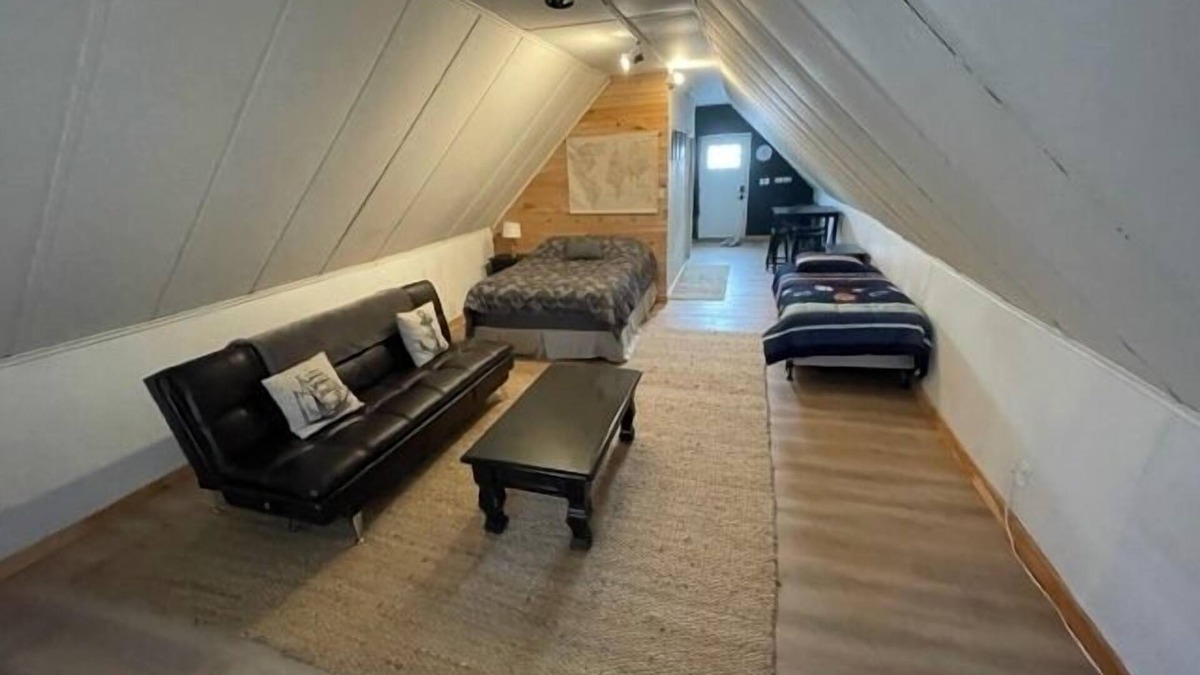 Sodus Point Apartment | The Loft at The Lodge