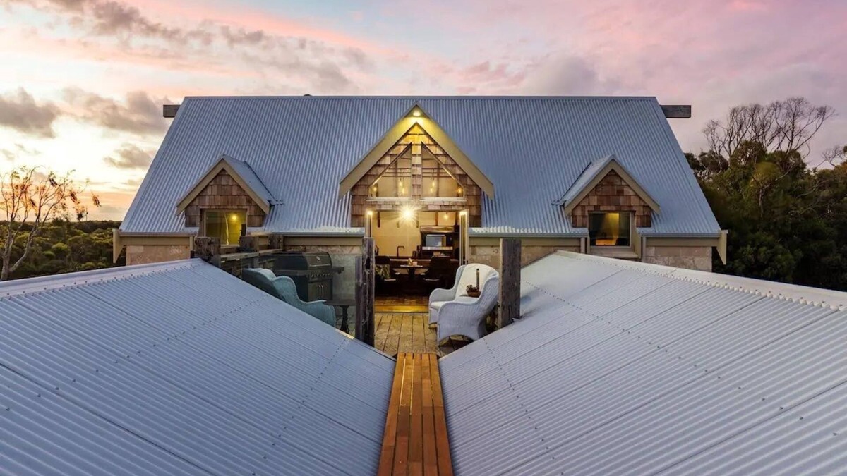 Eyre Peninsula Apartment | The Loft at Tulka House. The Seafood capital of South Australia.